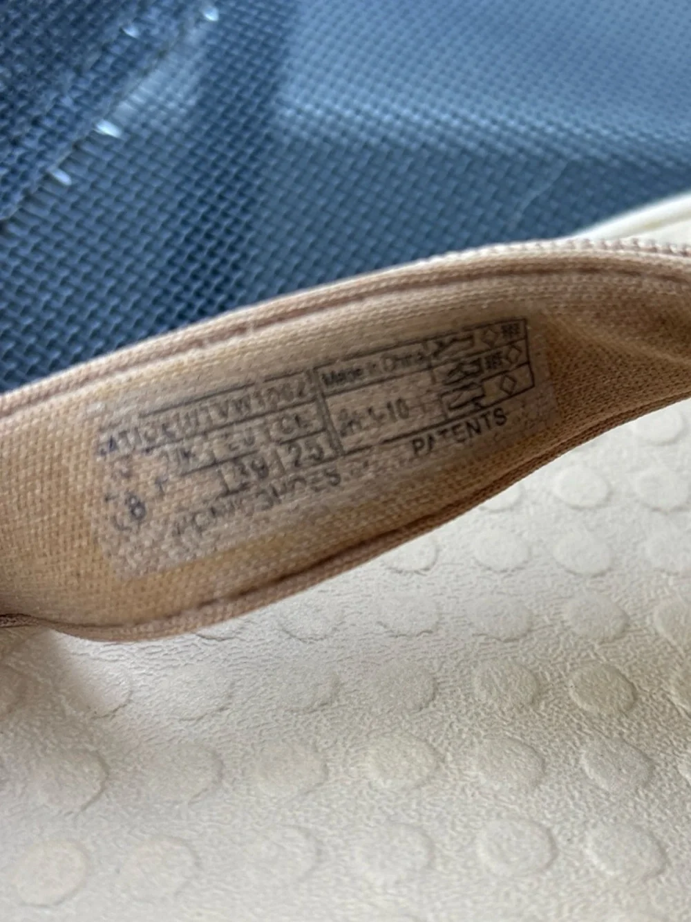 Vionic Women's Tide II Toe Post Sandals in Gold Cork Size 8
